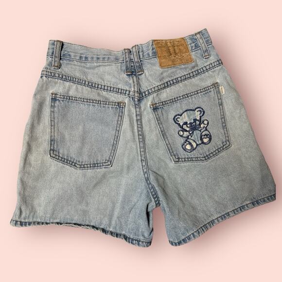 Vtg 90s y2k Denim High Waisted Light Wash Jean Mom Shorts Bear Pocket Sz 8 Retro - Picture 1 of 3